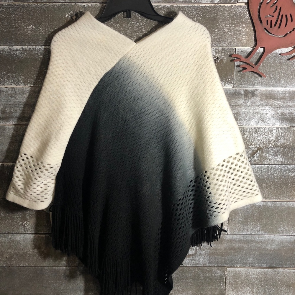 Styline Fringed Ombre Poncho Cape